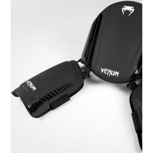 Venum Challenger vēdera un kāju aizsargs – melns/balts