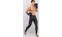 Леггинсы Venum Stealth Spats, чёрно-белые