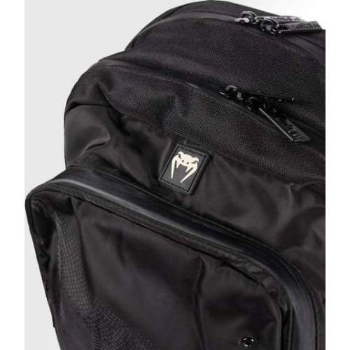 Sporta soma VENUM Shockwave, melna
