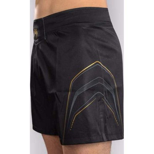 Venum Streamline Fightshorts - Black/Gold