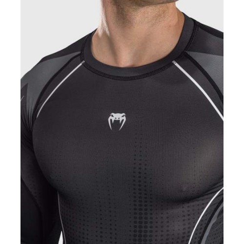 Venum Stealth Long Sleeve Rashguard - Black/White