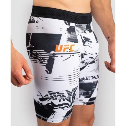 Мужские шорты UFC Zenith by Venum Vale Tudo, белые