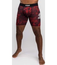 Venum 20th Anniversary Vale Tudo šorti, melni/sarkani