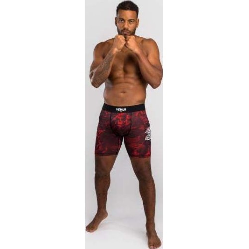 Шорты Venum 20th Anniversary Vale Tudo, черно-красные