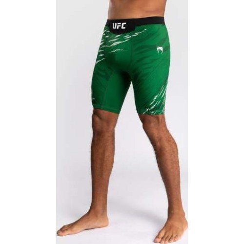 UFC Fusion by Venum Authentic Fight Night Vale Tudo šorti vīriešiem, zaļi