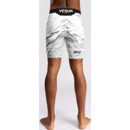 UFC Fusion by Venum Authentic Fight Night vīriešu Vale Tudo šorti, balti
