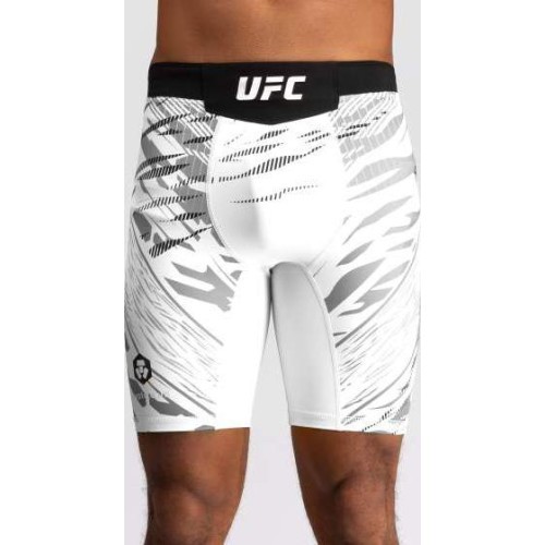 UFC Fusion by Venum Authentic Fight Night vīriešu Vale Tudo šorti, balti