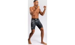 UFC Fusion by Venum Authentic Fight Night vīriešu Vale Tudo šorti, melni