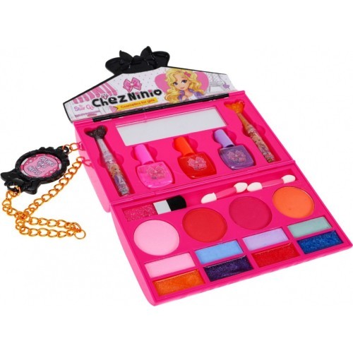 Make-up kit