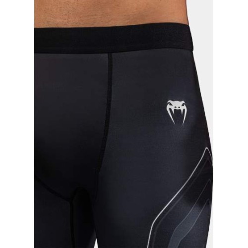 Venum Streamline Vale Tudo šorti - melns/balts