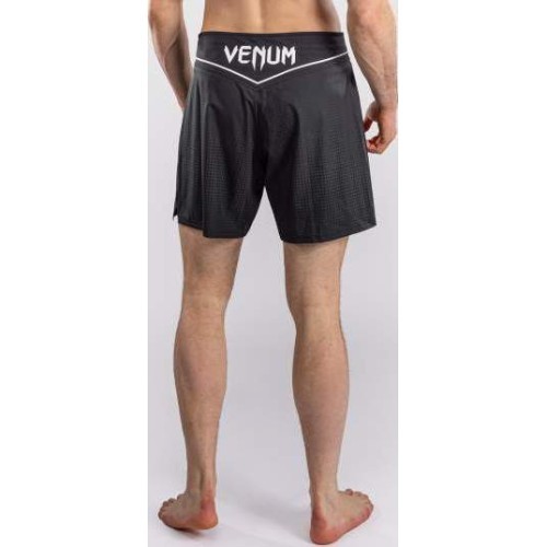 Шорты для ММА Venum Stealth - чёрно-белые