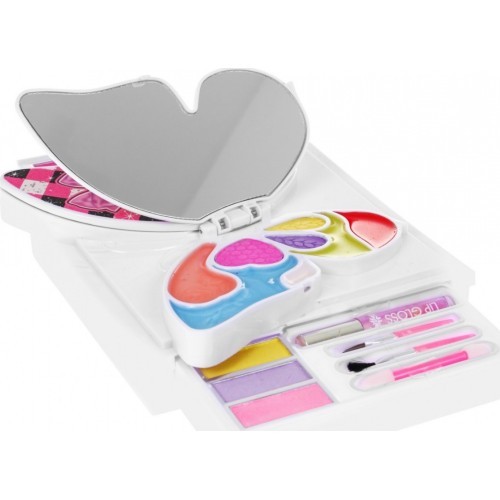 Make-up kit