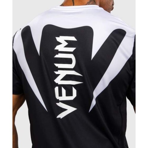 Футболка Venum Attack 90 Dry-Tech, белая/чёрная