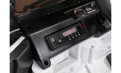 Vehicle Mercedes G63 AMG LIFT White