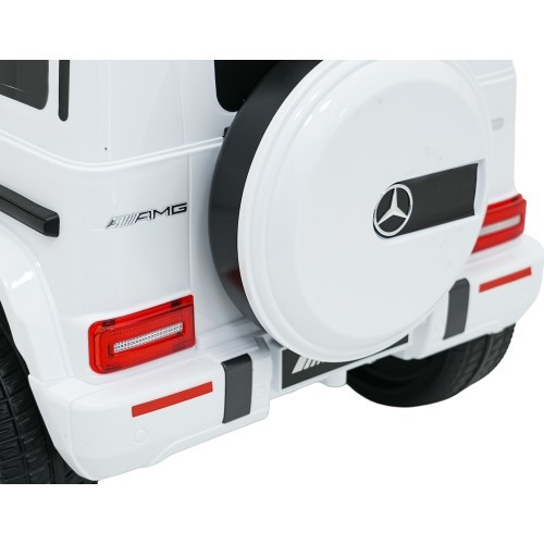 Vehicle Mercedes G63 AMG LIFT White