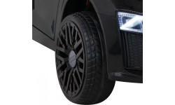Электромобиль Audi R8, чёрный