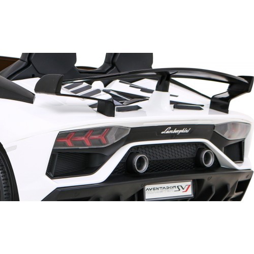 Vehicle Lamborghini SVJ DRIFT White