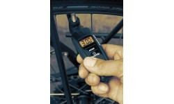 SKS Airchecker 2 Pressure Gauge // Digital (Black)
