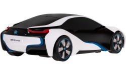 Tālvadības BMW i8 1:24 RASTAR ar krāsu maiņu