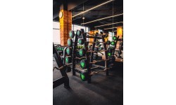 Zestaw sztang łamanych poliuretanowych 10-55 kg (skok co 5 kg) 325 kg ze stojakiem na sztangi UR-S001 – UpForm