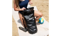 NC1703 WATERPROOF BAG BLACK 30L NILS CAMP