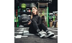 Medicīnas bumba Wall Ball 4 kg - UpForm