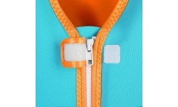 A neoprene swimming vest for children Spokey KAMI