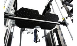 Newton Fitness Black Series BLK-5000 daudzfunkcionāls Smith trenažieris