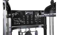 Newton Fitness Black Series BLK-5000 daudzfunkcionāls Smith trenažieris