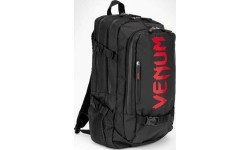 Mugursoma Venum Challenger Pro Evo – melna/sarkana