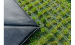 EXIT Dynamic iebūvējams batuts 244x427 cm ar Freezone drošības flīzēm, melns