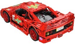 Sporta automašīnas konstruktors, 2688 detaļas, sarkans