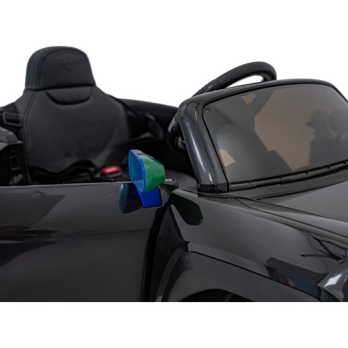 Mini Concept Aceman elektromobilis, melns