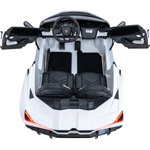 Lamborghini Revuelto XL STRONG White vehicle