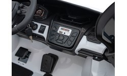 Lamborghini Revuelto XL STRONG White vehicle
