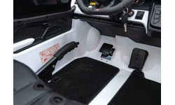 Lamborghini Revuelto XL STRONG White vehicle
