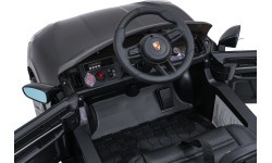 Электромобиль Porsche Cayenne, чёрный