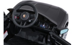 Vehicle Porsche Cayenne Black