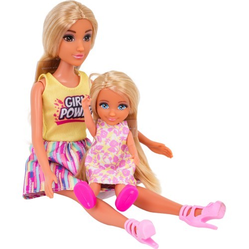 Doll Set, Family on Vacation + Accessories