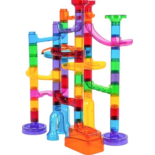 Tumsā spīdošs bumbiņu ceļš, 72 detaļas