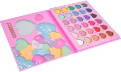 MEGA Heart Makeup Set