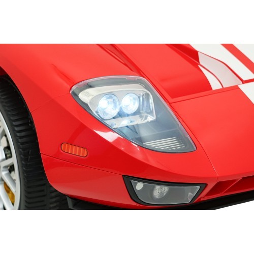 Vehicle Ford GT Red
