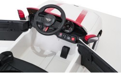Mini Cooper White Vehicle