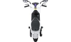 Bērnu elektriskais motorollers Honda SH125I, balts
