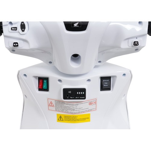 Vehicle Motor Scooter HONDA SH125I White