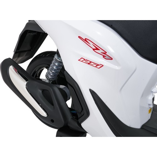 Vehicle Motor Scooter HONDA SH125I White