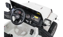 Jeep Wrangler Rubicon LIFT White Vehicle
