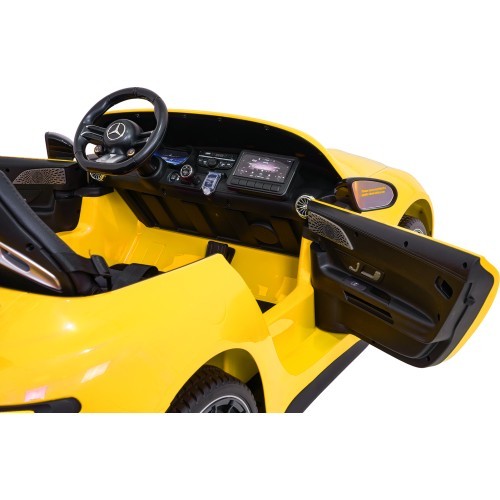 Vehicle Mercedes Benz GT63 AMG Yellow