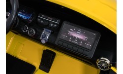 Elektromobilis Mercedes Benz GT63 AMG, dzeltens