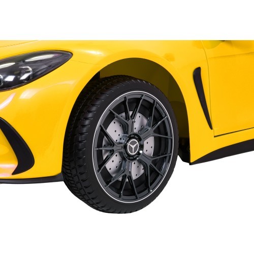Vehicle Mercedes Benz GT63 AMG Yellow